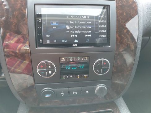 Used 2011 GMC Sierra 1500 Denali image 28