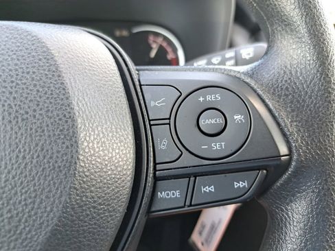 Used 2025 Toyota RAV4 LE FWD image 13