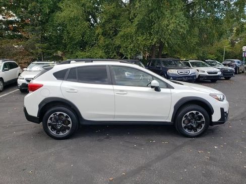 Certified 2023 Subaru Crosstrek 2.0i Premium image 2