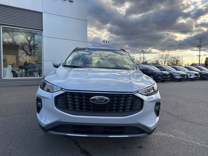 New 2026 Ford Escape SE