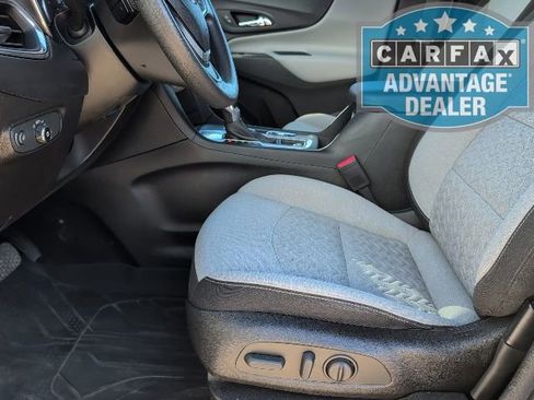 Used 2022 Chevrolet Equinox LS w/ LS Convenience Package image 12