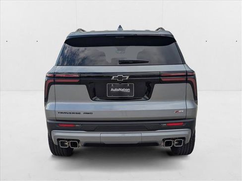 New 2026 Chevrolet Traverse Z71 w/ Enhanced Driving Package image 9