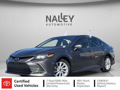 Certified 2023 Toyota Camry LE image 1