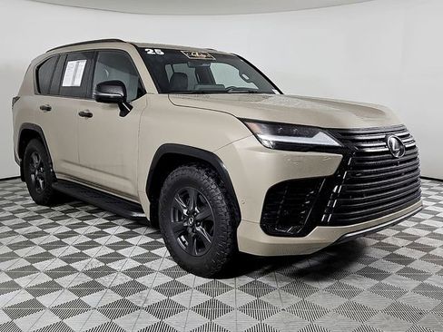 Used 2025 Lexus LX 700h Overtrail AWD/4WD image 3