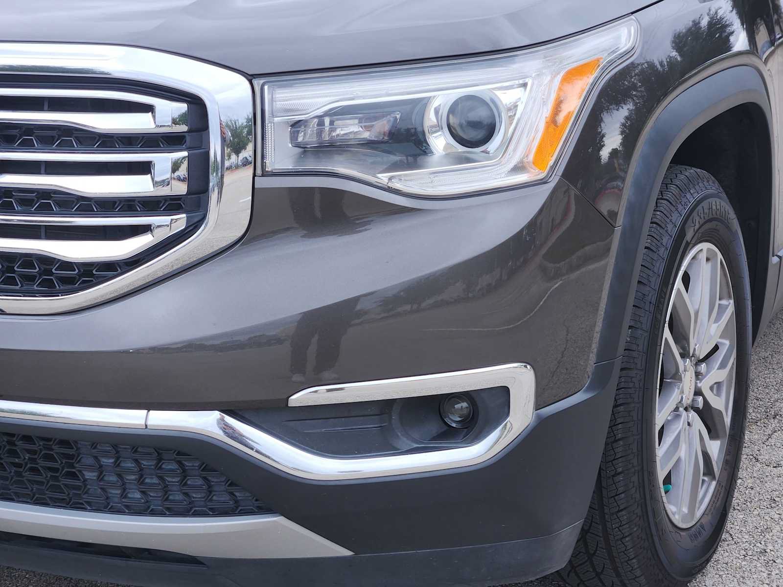 Used 2019 GMC Acadia SLE w/ Driver Alert Package I FWD image 7