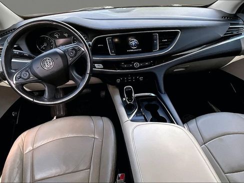 Certified 2018 Buick Enclave Essence w/ Trailering Package FWD image 14