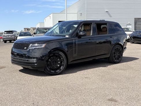 New 2026 Land Rover Range Rover Long Wheelbase SE AWD/4WD image 2