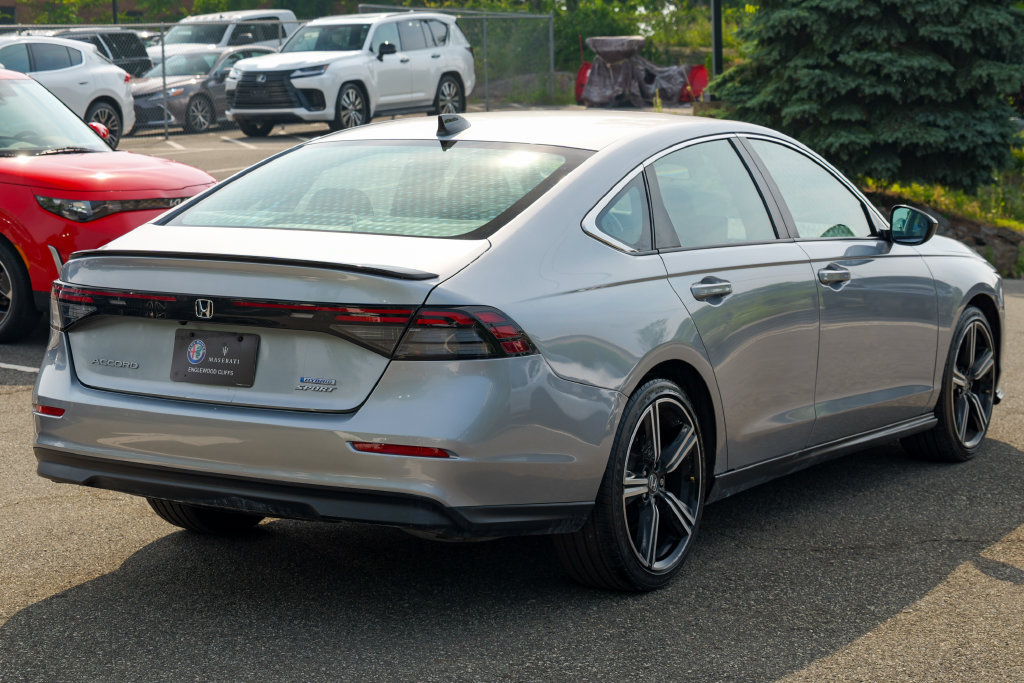 Used 2023 Honda Accord Sport image 7