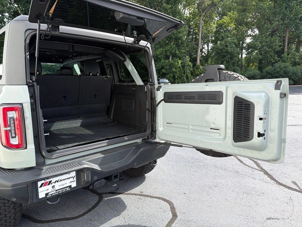 Used 2024 Ford Bronco Badlands AWD/4WD image 19
