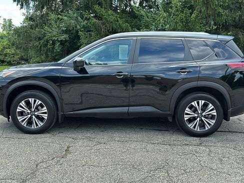 Certified 2023 Nissan Rogue SV w/ SV Premium B Package AWD/4WD image 27