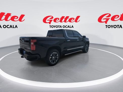 Used 2024 Chevrolet Silverado 1500 High Country w/ Technology Package image 8