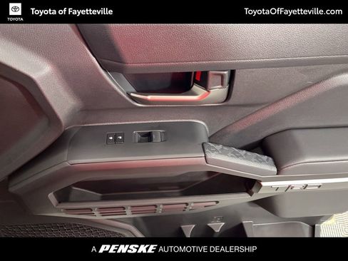 Certified 2025 Toyota Tacoma TRD Off-Road image 20