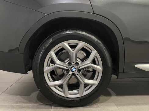 Used 2025 BMW X4 xDrive30i w/ Premium Package AWD/4WD image 9