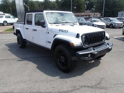 Used 2024 Jeep Gladiator Sport