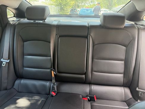 Used 2024 Chevrolet Malibu LT image 32