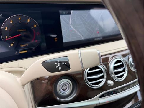 Used 2019 Mercedes-Benz S 560 4MATIC Sedan image 54