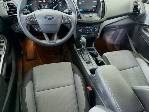 Used 2019 Ford Escape SE FWD image 25