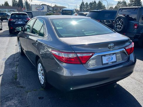 Used 2015 Toyota Camry LE FWD image 7