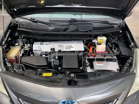 Used 2012 Toyota Prius V Two FWD image 31