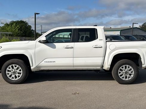 Certified 2024 Toyota Tacoma SR5 RWD image 10