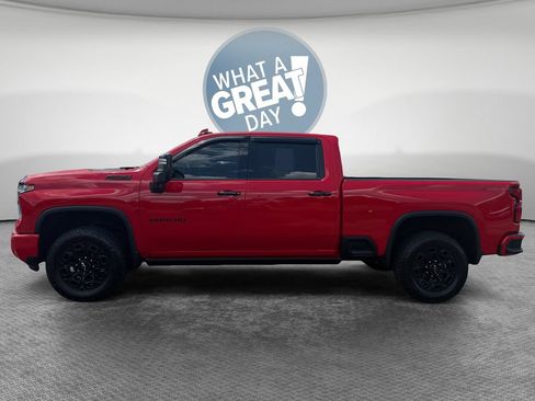 Used 2024 Chevrolet Silverado 3500 LTZ w/ LTZ Plus Package AWD/4WD image 7