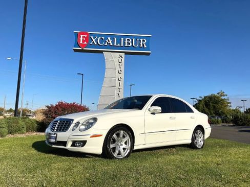 Used 2008 Mercedes-Benz E 350 Sedan image 2
