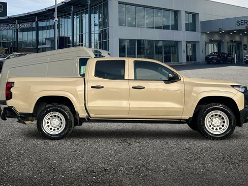 Used 2023 Chevrolet Colorado W/T image 3