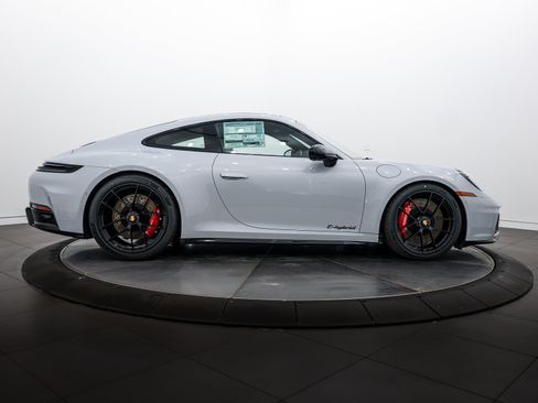 New 2026 Porsche 911 Carrera 4 GTS AWD/4WD image 8