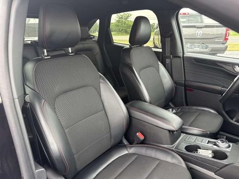 Used 2025 Ford Escape ST-Line AWD/4WD image 30