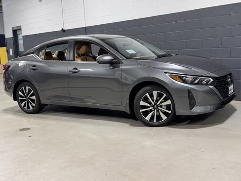 New 2025 Nissan Sentra SV w/ SV Premium Package image 6