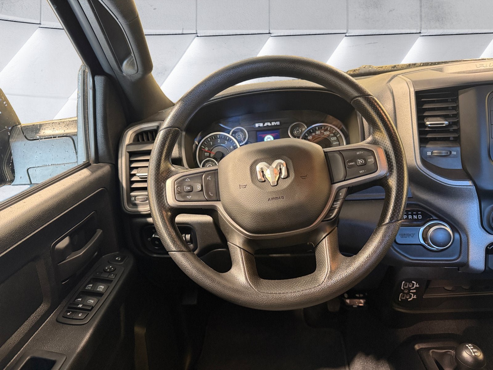 Used 2024 RAM 2500 Tradesman AWD/4WD image 12