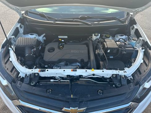 Used 2020 Chevrolet Equinox LS w/ LS Convenience Package FWD image 10