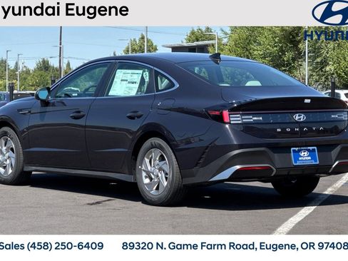 New 2025 Hyundai Sonata SE FWD image 7