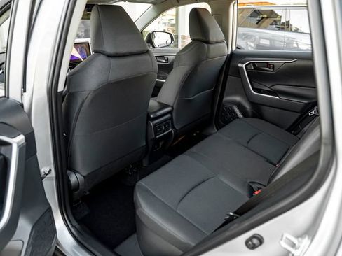 Used 2025 Toyota RAV4 LE AWD/4WD image 26
