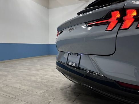 Used 2025 Ford Mustang Mach-E Premium w/ Sport Appearance Package image 34