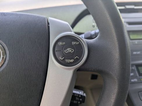 Used 2010 Toyota Prius Two FWD image 22