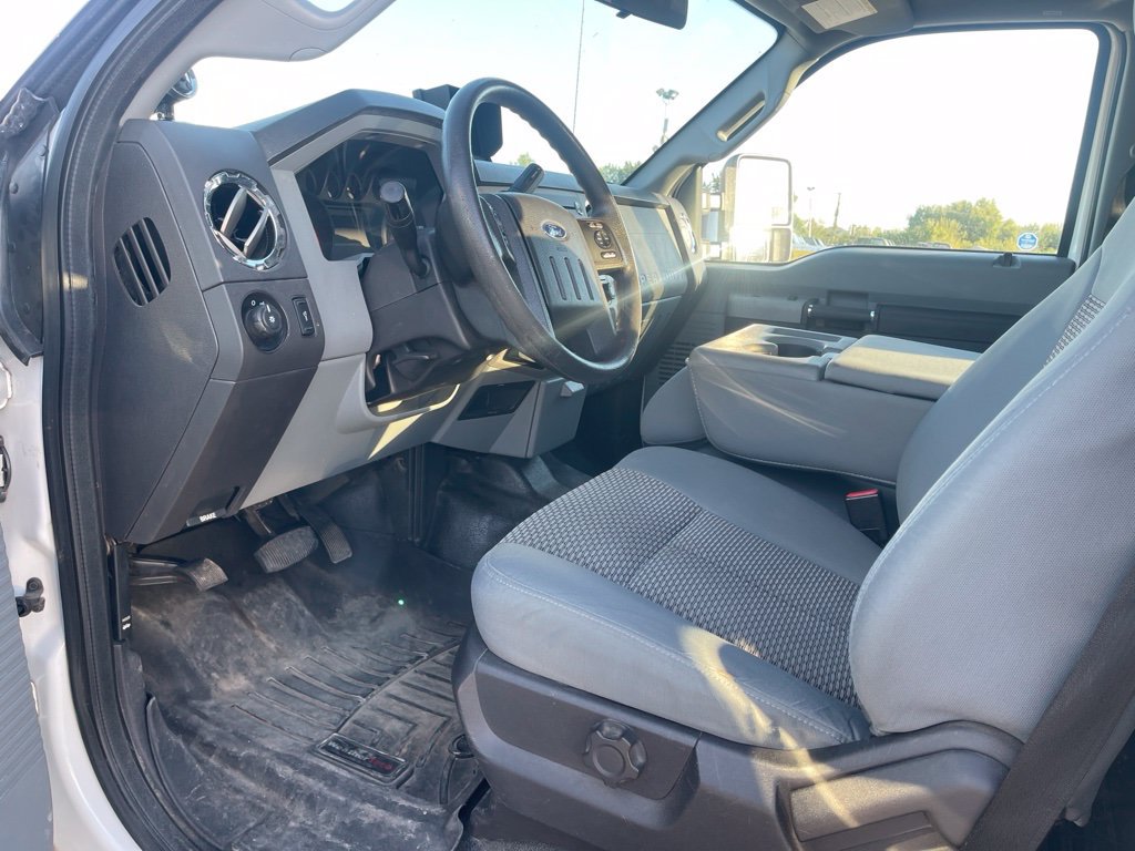 Used 2016 Ford F250 XLT AWD/4WD image 10