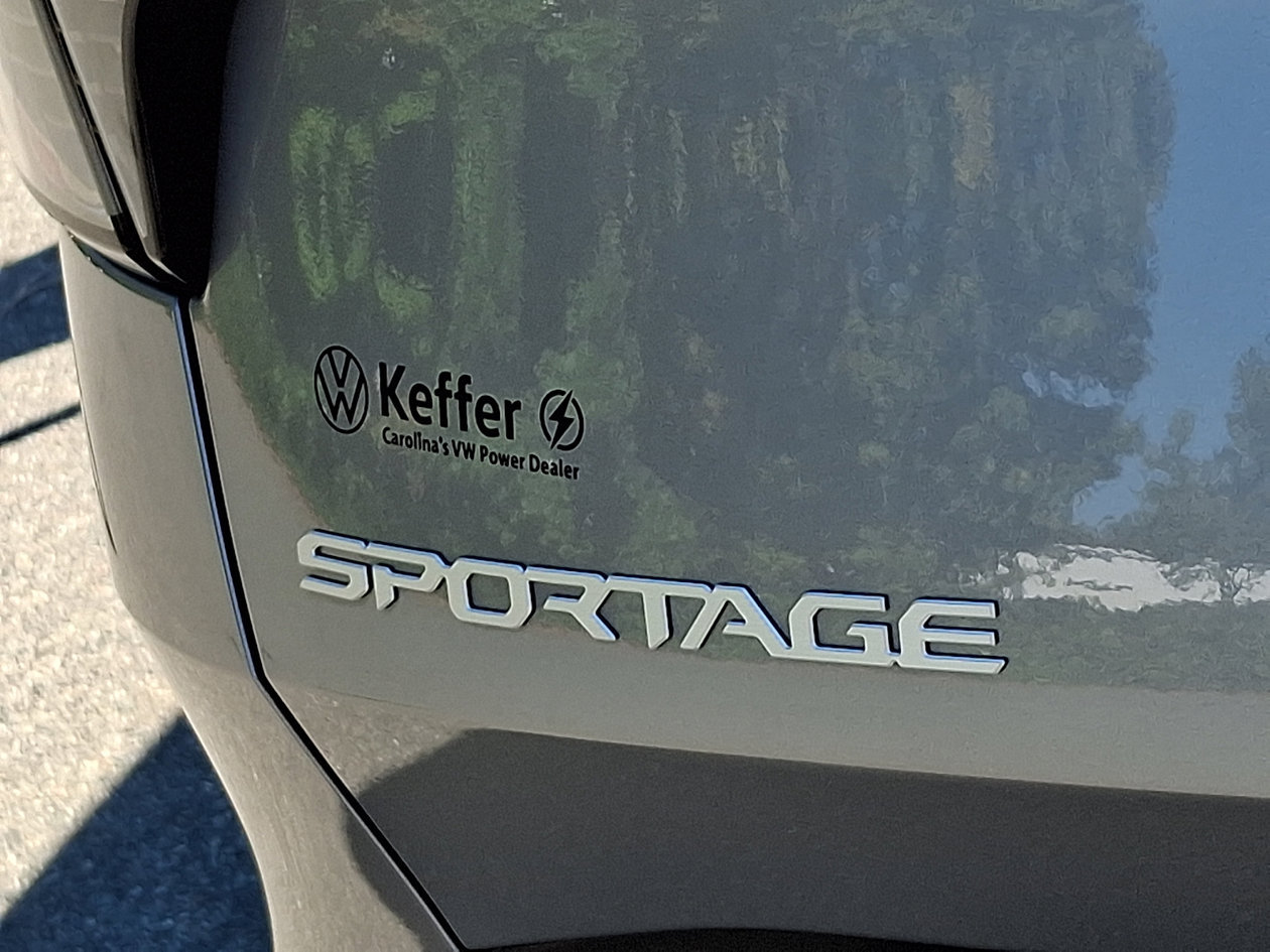 Used 2026 Kia Sportage LX FWD image 31