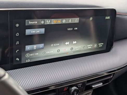 Used 2025 Nissan Kicks SR image 23