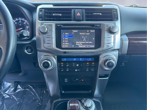 Used 2016 Toyota 4Runner Limited image 12