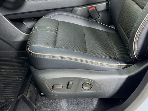 New 2026 Chevrolet Traverse High Country w/ LPO, Floor Liner Package image 20