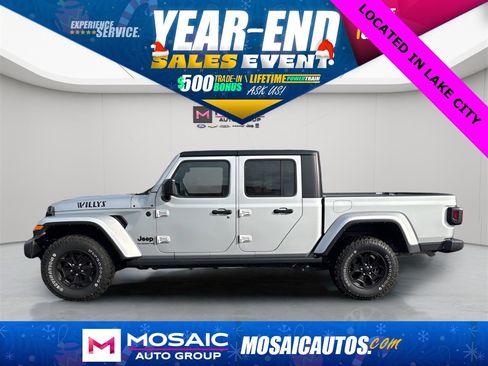 Used 2022 Jeep Gladiator Willys image 6