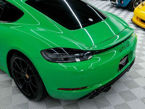Used 2023 Porsche 718 Cayman GTS RWD image 29