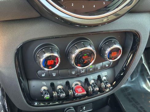 Used 2024 MINI Cooper Clubman S FWD image 12