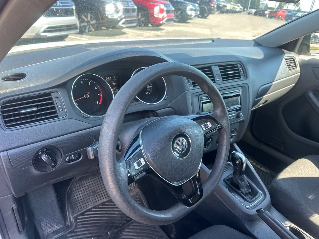 Used 2015 Volkswagen Jetta S FWD image 13