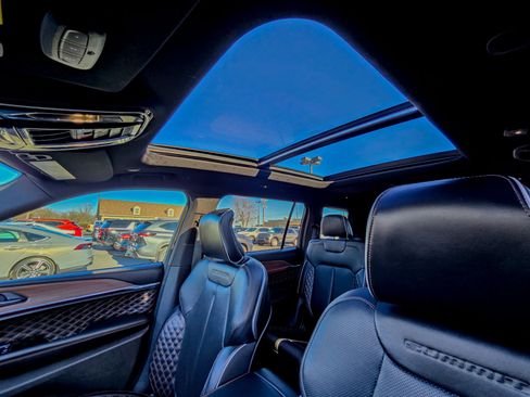 Used 2025 Jeep Grand Cherokee L Summit image 45