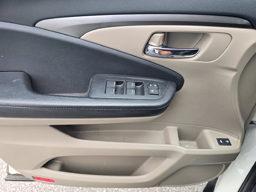 Used 2017 Honda Pilot EX-L image 23