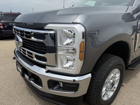 New 2025 Ford F350 XLT w/ 360-Degree Camera Package image 27
