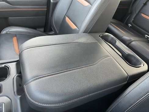 Used 2023 GMC Sierra 1500 AT4 w/ AT4 Premium Package image 18