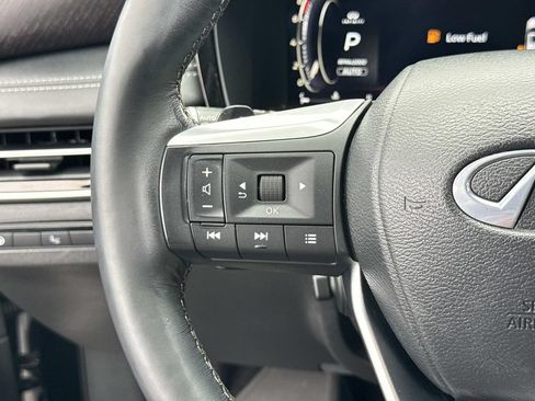 Used 2023 INFINITI QX60 Sensory w/ Vision Package AWD/4WD image 10
